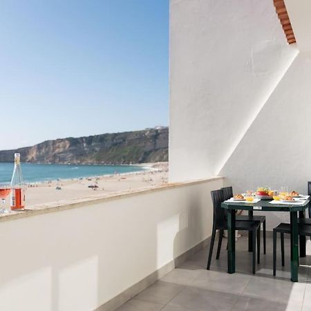 Sunset Terrace - Beachfront Apartment With Private Parking Nazaré Exterior foto